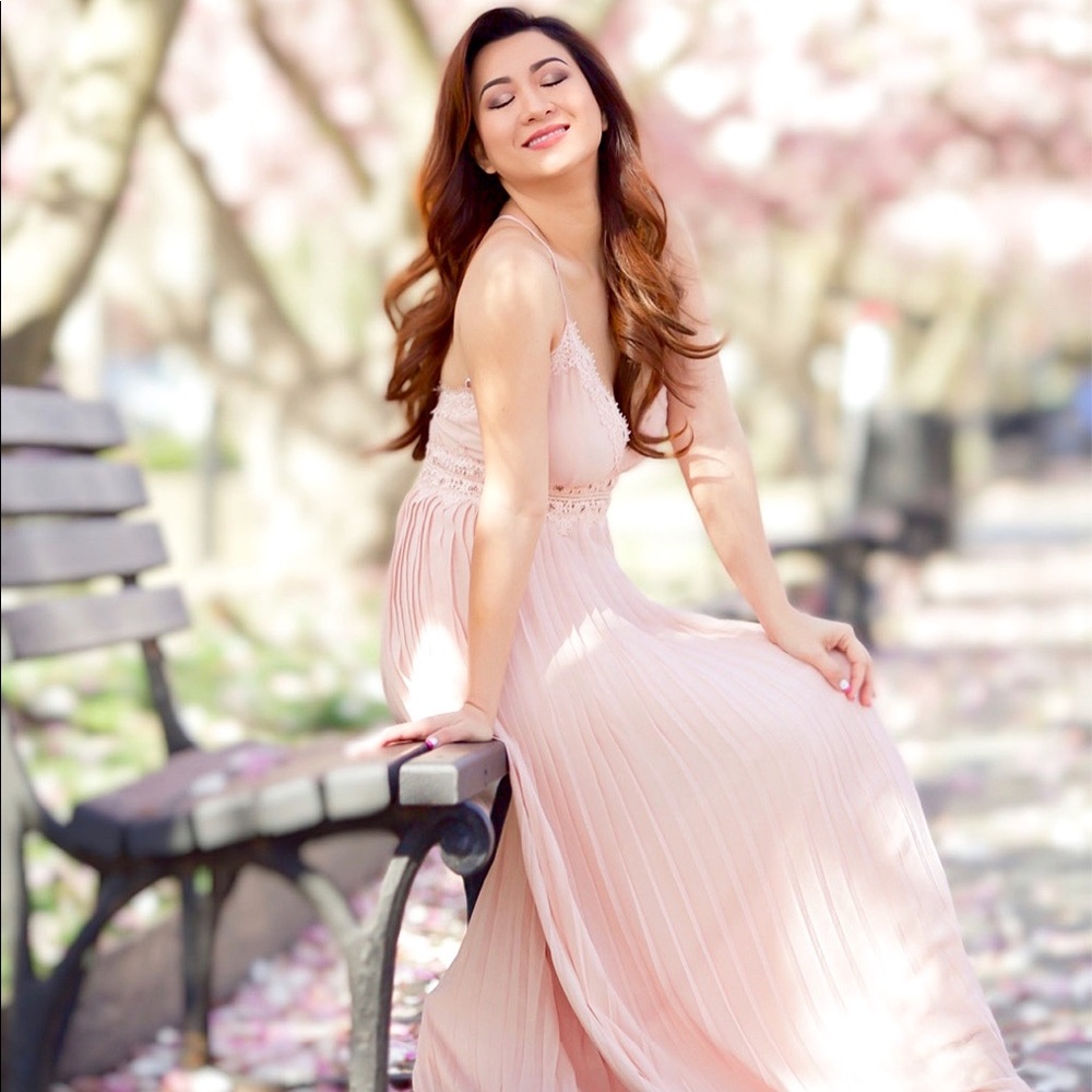 Lulus nude/pink dress.